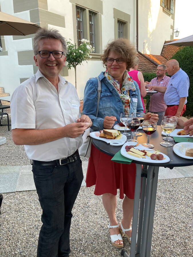 Impressionen vom Apéro: Andreas Schütz und Ruth von Ballmoos Impressionen vom Apéro: Andreas Schütz und Ruth von Ballmoos