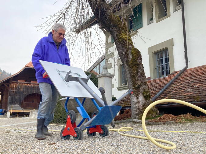 UHU-Tag: Umgebungsarbeiten vor der Saisoneröffnung UHU-Tag: Umgebungsarbeiten vor der Saisoneröffnung