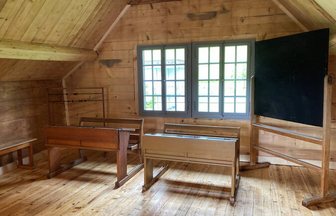 Nachher: Ein Schulzimmer fast wie zu Gotthelfs Zeiten... Nachher: Ein Schulzimmer fast wie zu Gotthelfs Zeiten...