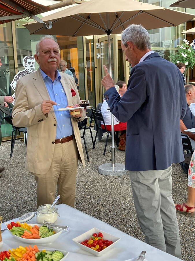 Impressionen vom Apéro: Thomas Multerer und Christoph Pappa