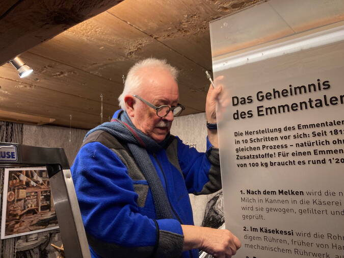 Texttafeln werden abgebaut Texttafeln werden abgebaut